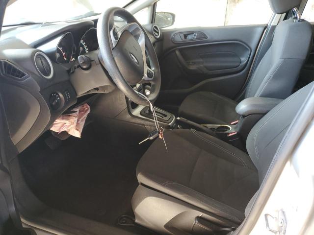  FORD FIESTA 2018 Серебристый