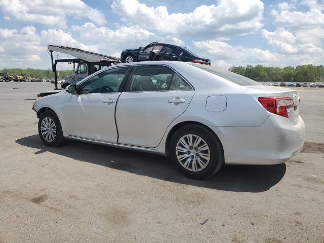  TOYOTA CAMRY 2014 Srebrny