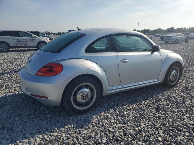  VOLKSWAGEN BEETLE 2012 Srebrny