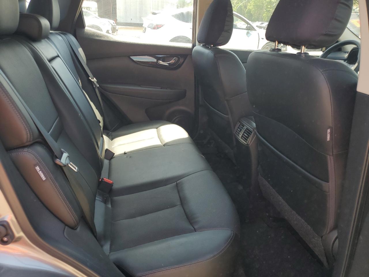 2022 Nissan Rogue Sport Sl VIN: JN1BJ1CV7NW352244 Lot: 56595445