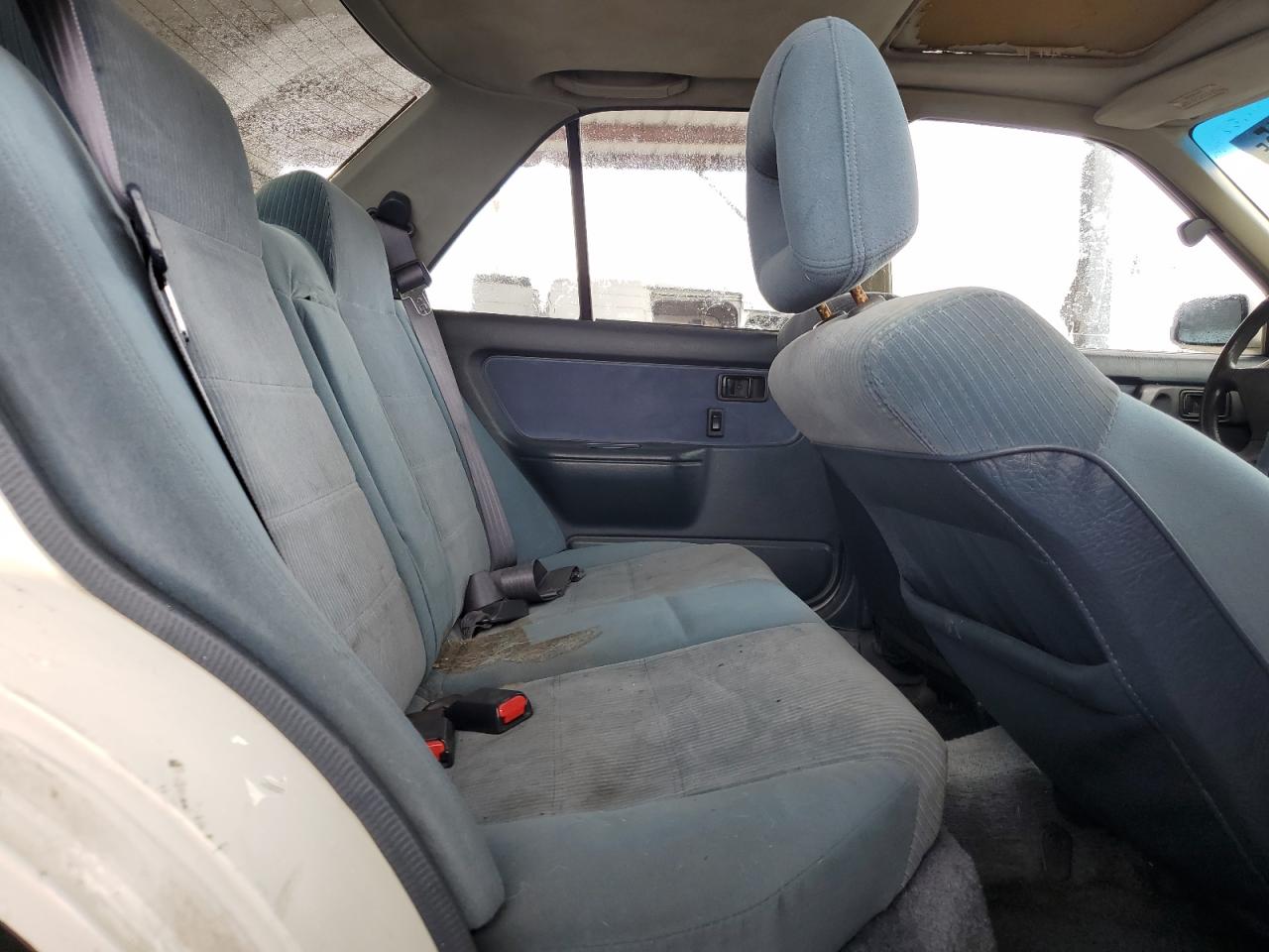 1991 Mazda Protege Lx VIN: JM1BG226XM0260915 Lot: 58431315