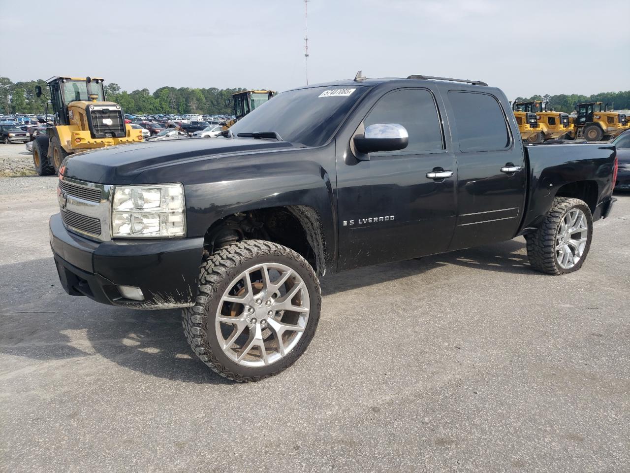 2007 Chevrolet Silverado K1500 Crew Cab for Sale in Dunn, NC - Rear End