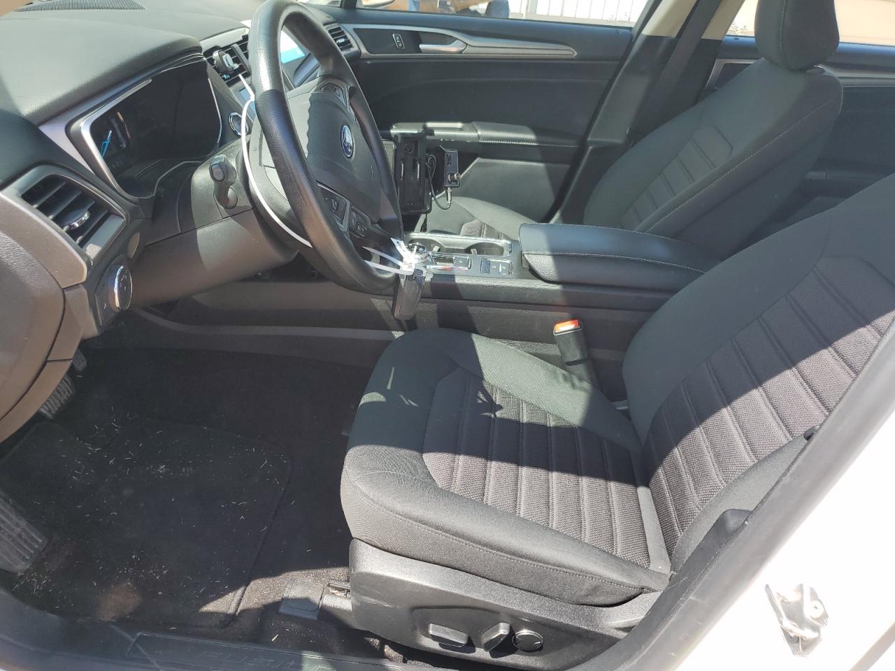 2020 Ford Fusion Se VIN: 3FA6P0LU8LR119073 Lot: 54043555