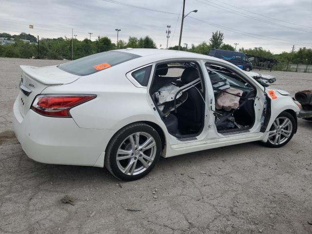  NISSAN ALTIMA 2015 Белый