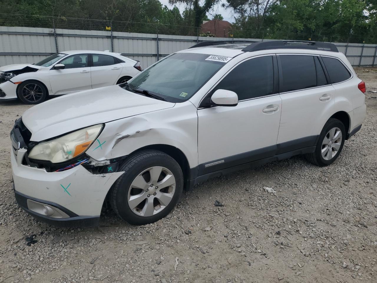 2011 Subaru Outback 2.5I Premium zu verkaufen in Hampton, VA - Front End