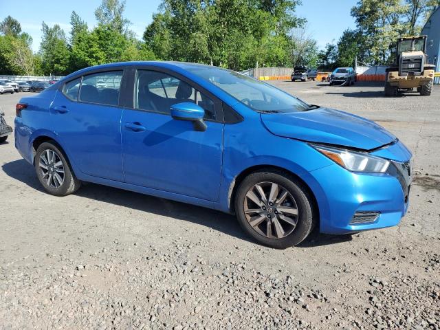  NISSAN VERSA 2021 Синій