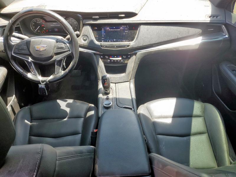  CADILLAC XT5 2020 Gray