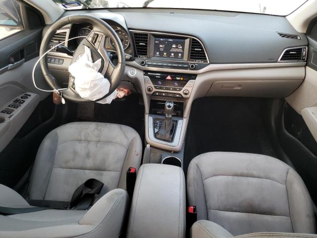  HYUNDAI ELANTRA 2017 Srebrny