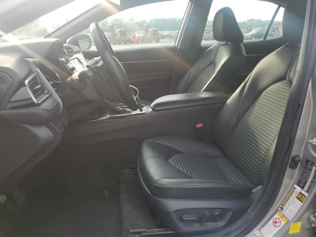  TOYOTA CAMRY 2019 Srebrny