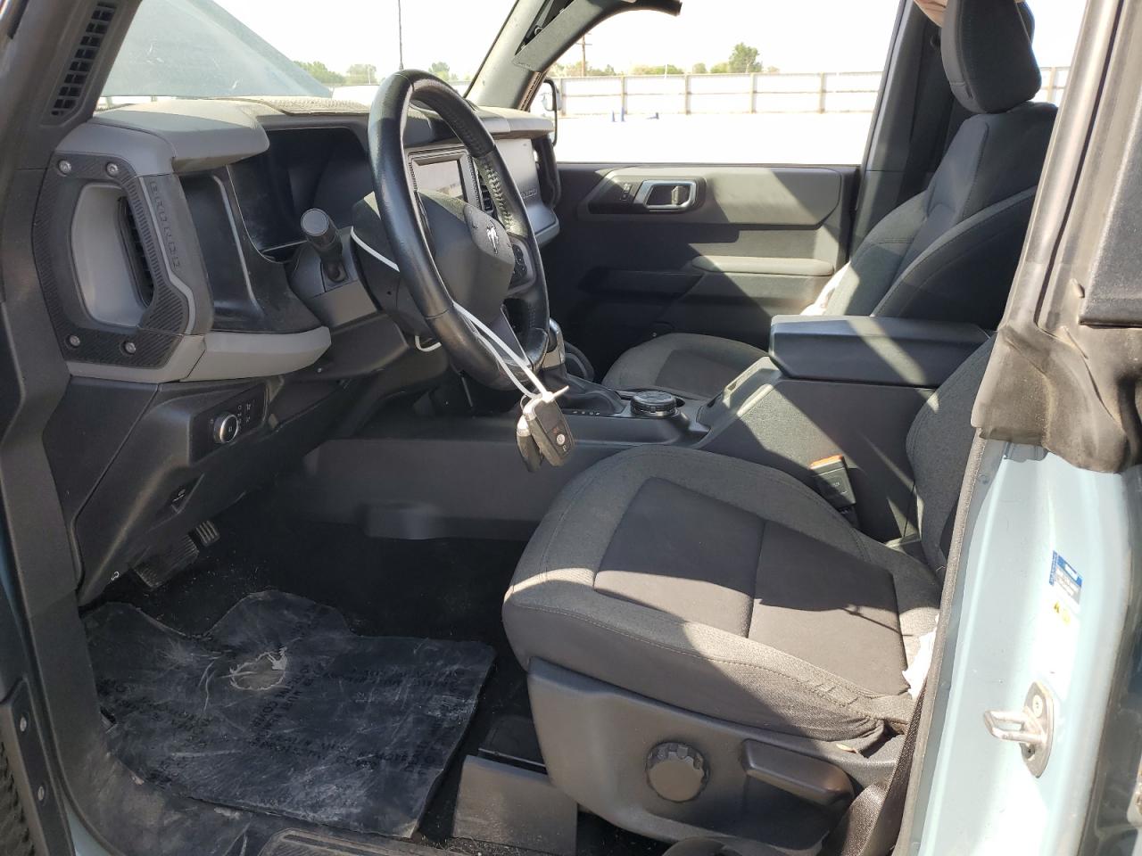 2021 Ford Bronco Base VIN: 1FMDE5BH4MLA84116 Lot: 57151535