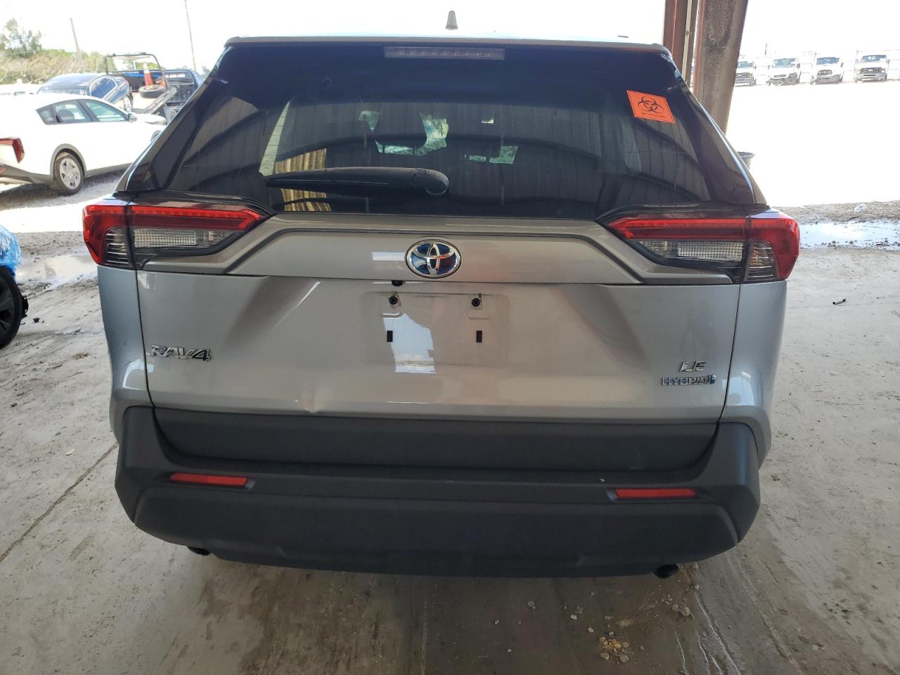 2024 Toyota Rav4 Le VIN: JTMLWRFV4RD245585 Lot: 57164465