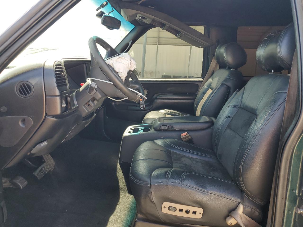 1997 Chevrolet Tahoe K1500 VIN: 3GNEK18R7VG11U275 Lot: 57352045