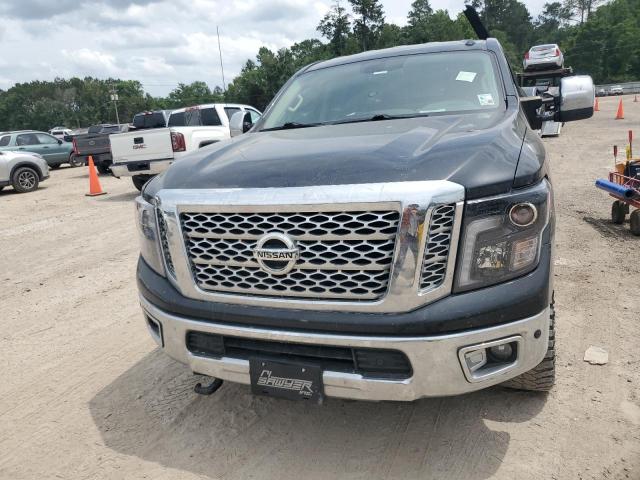  NISSAN TITAN 2017 Black