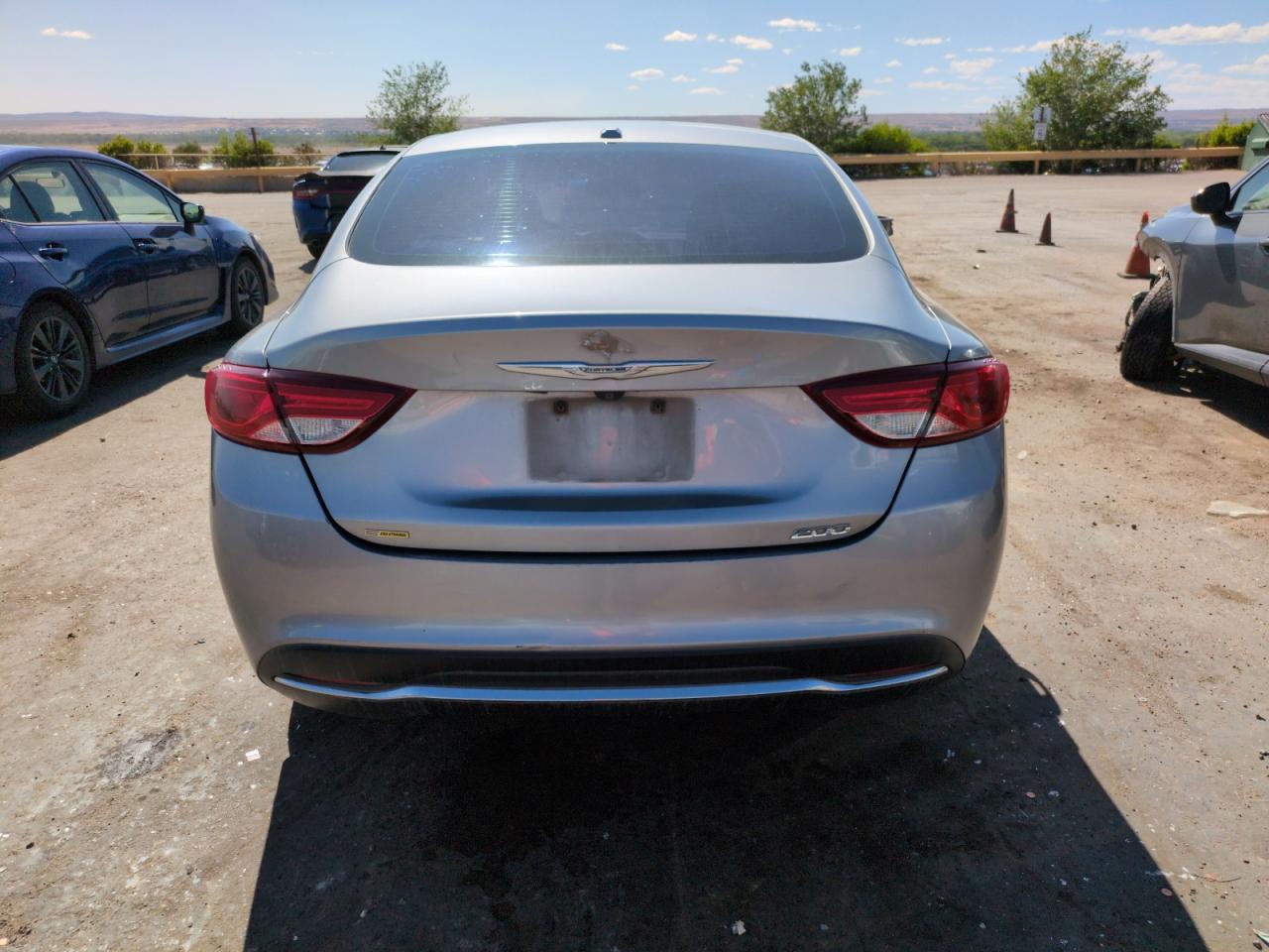 2015 Chrysler 200 Limited VIN: 1C3CCCAB4FN660631 Lot: 57184875