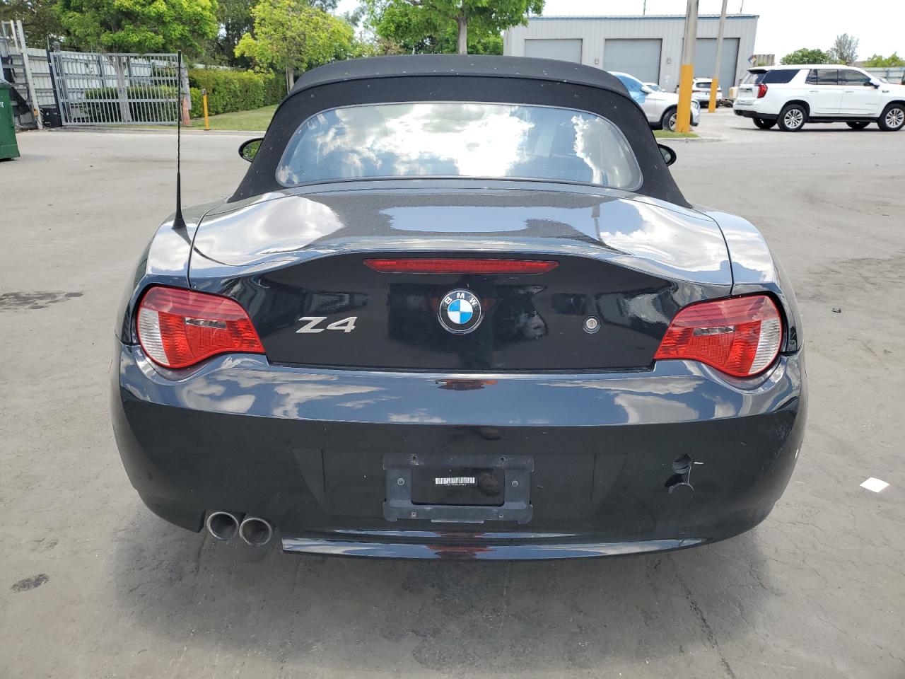 2007 BMW Z4 3.0 VIN: 4USBU33597LW70011 Lot: 57852995