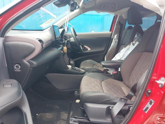 2024 TOYOTA YARIS CROS