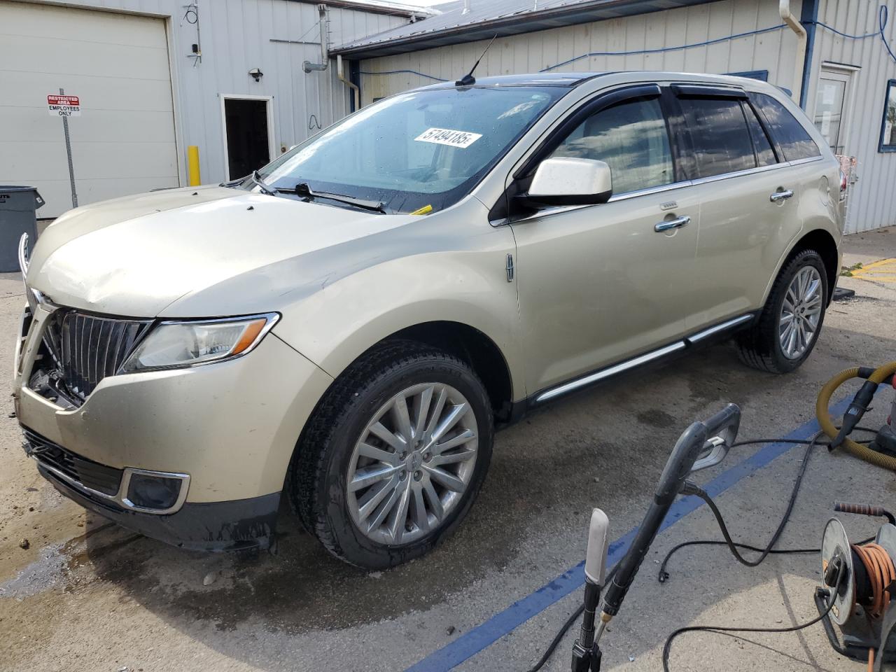 2011 Lincoln Mkx for Sale in Pekin, IL - Front End