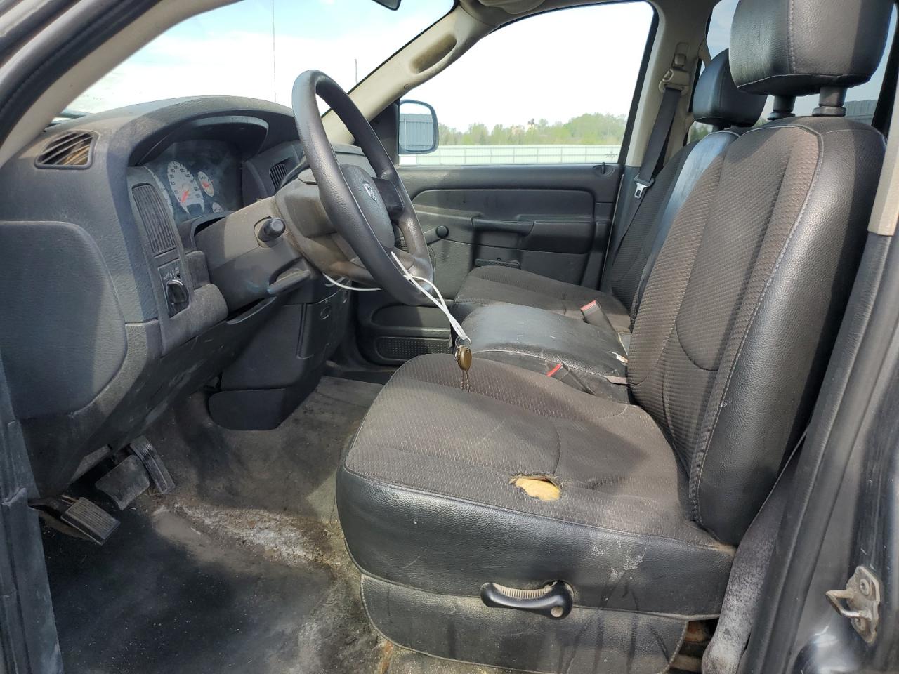 2005 Dodge Ram 1500 St VIN: 1D7HA18DX5J580930 Lot: 57277375