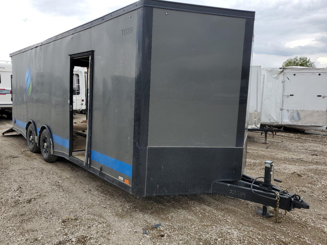 2024 United Enclosed Cargo Trailer იყიდება Des Moines-ში, IA - Rollover