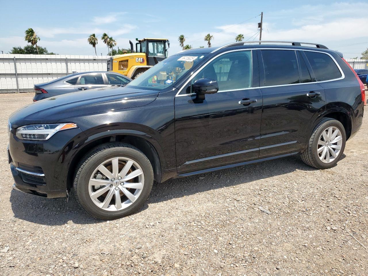 2017 Volvo Xc90 T5 VIN: YV4102XK2H1117766 Lot: 56415625