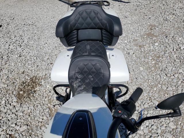 2023 INDIAN MOTORCYCLE CO. PURSUIT DARK HORSE WITH PREMIUM PACKAGE  