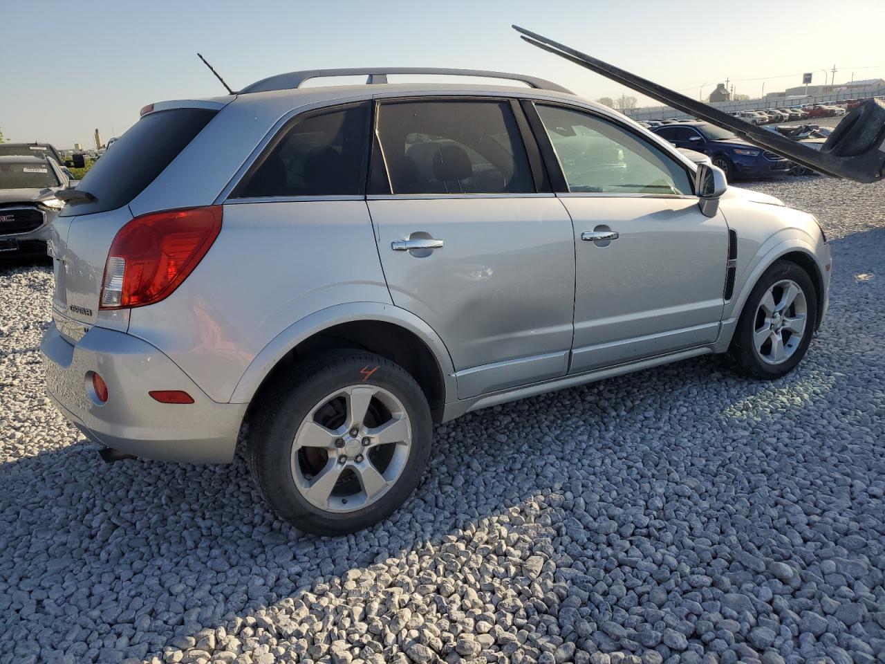 2014 Chevrolet Captiva - Image 3