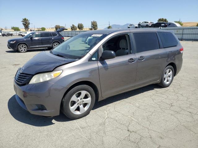 2012 Toyota Sienna   
