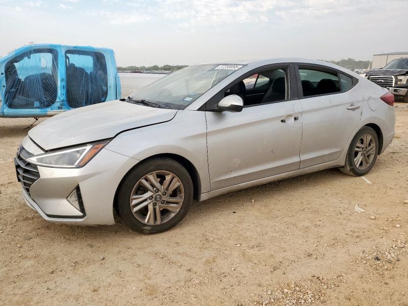  HYUNDAI ELANTRA 2019 Серебристый