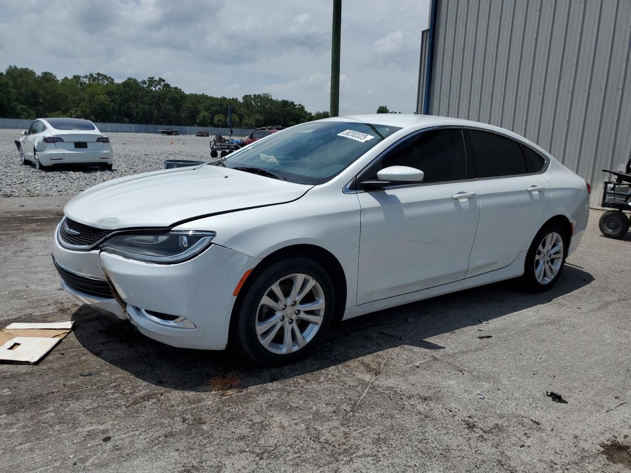2015 Chrysler 200 Limited for Sale in Apopka, FL - Front End