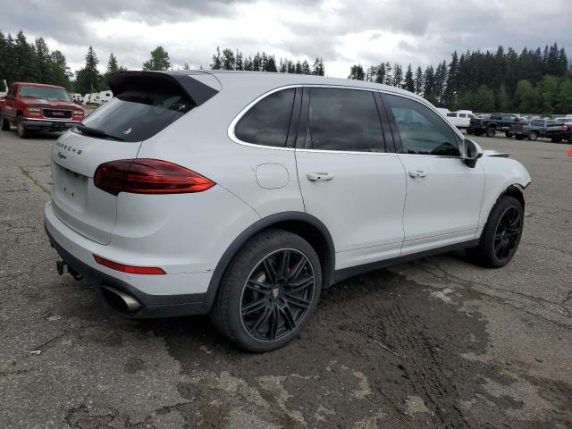  PORSCHE CAYENNE 2016 Biały