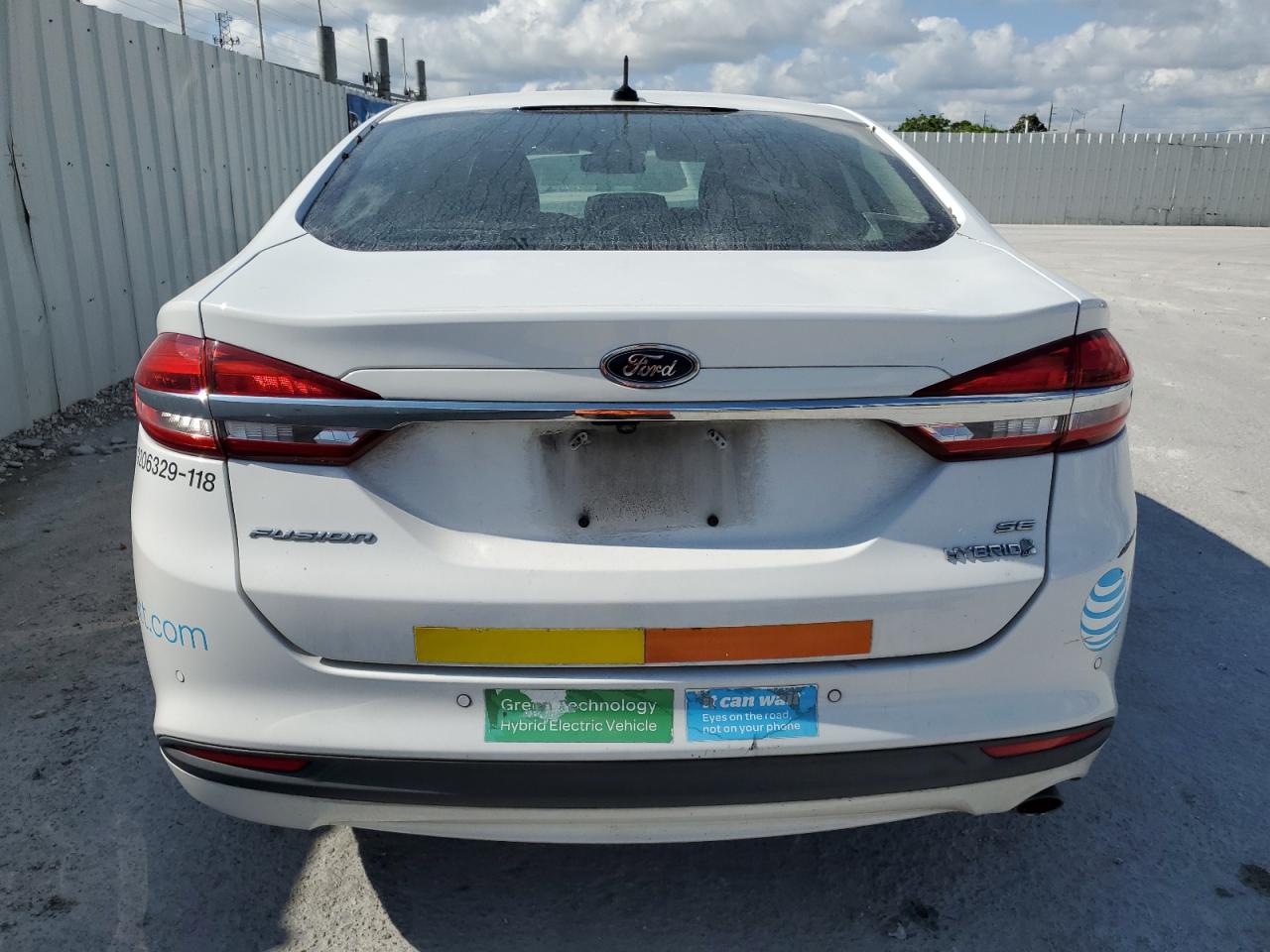 2018 Ford Fusion Se Hybrid VIN: 3FA6P0LU8JR281900 Lot: 54033895