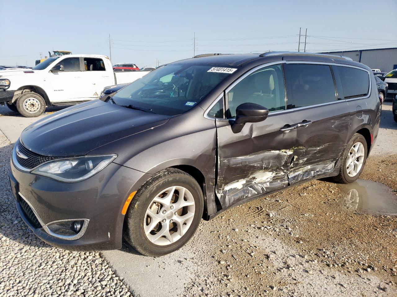 2017 Chrysler Pacifica Touring L Plus იყიდება Haslet-ში, TX - Side