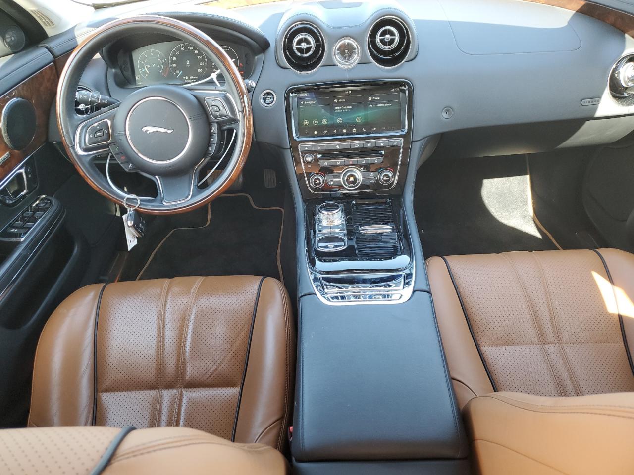 2018 Jaguar Xj R - Sport VIN: SAJWA1C72J8W17409 Lot: 56576455