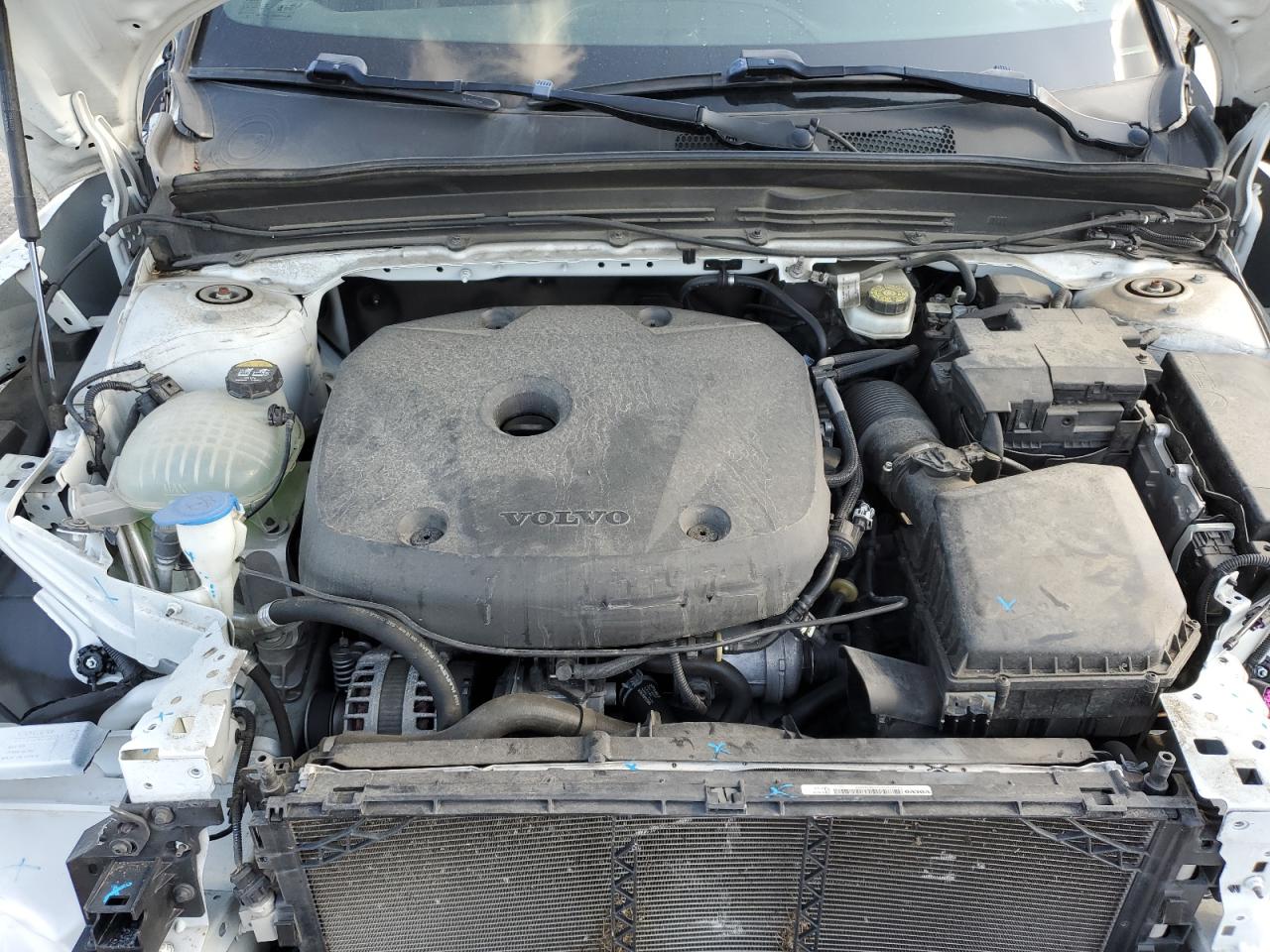 2021 Volvo Xc40 T4 R-Design VIN: YV4AC2HM3M2537869 Lot: 56687535