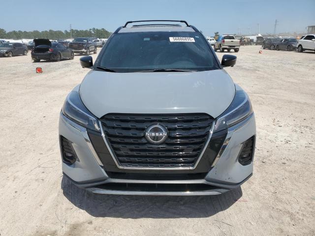  NISSAN KICKS 2022 Gray