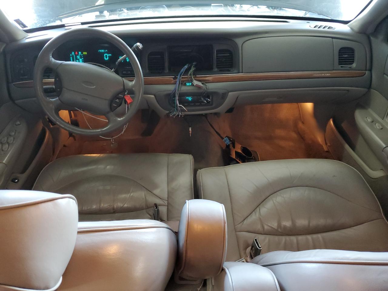 1997 Ford Crown Victoria Lx VIN: 2FALP74W2VX109574 Lot: 56222925