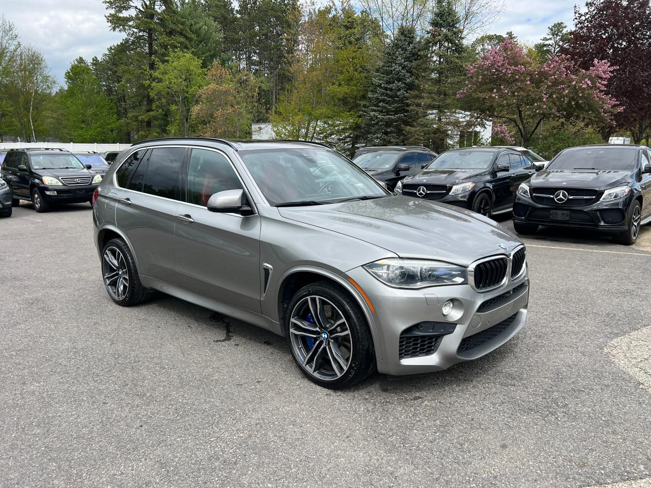 2016 Bmw X5 M for Sale in North Billerica, MA - Minor Dent/Scratches