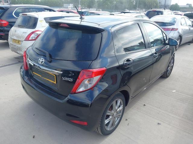 2012 TOYOTA YARIS SR V