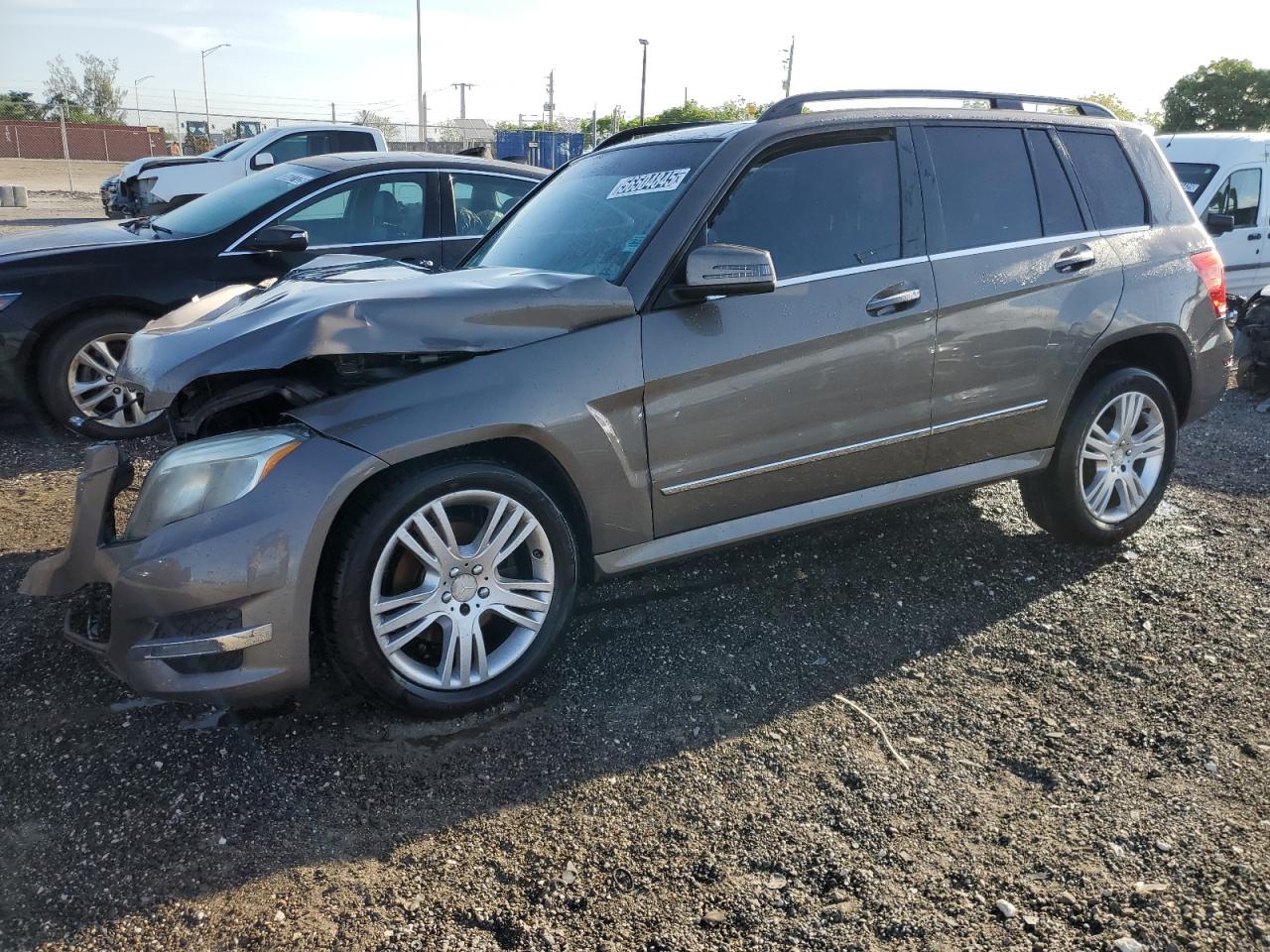 2013 Mercedes-Benz Glk 350 4Matic for Sale in Homestead, FL - Front End