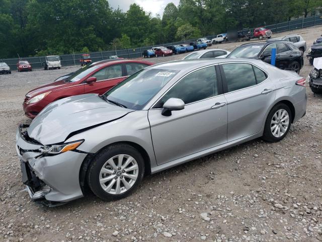  TOYOTA CAMRY 2019 Серебристый