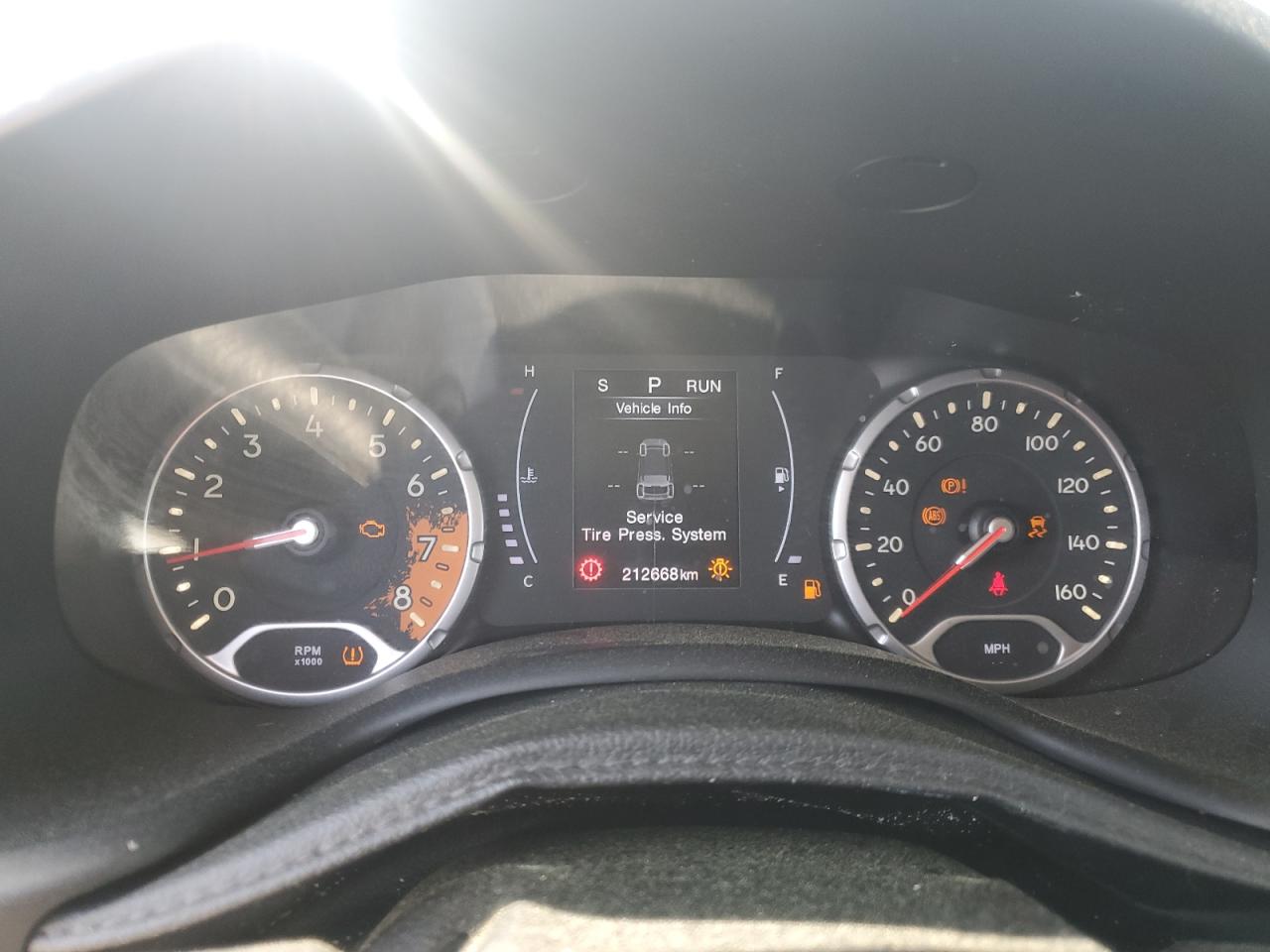 2018 Jeep Renegade Latitude VIN: ZACCJABB9JPJ37963 Lot: 57336675