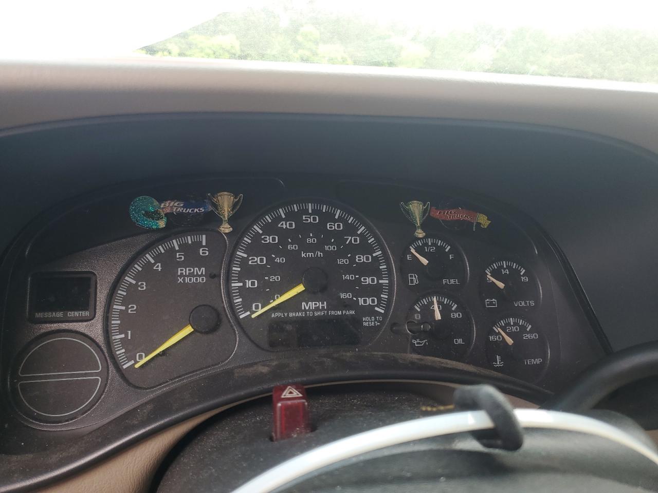 2001 Chevrolet Suburban C1500 VIN: 3GNEC16T41G152291 Lot: 93324015