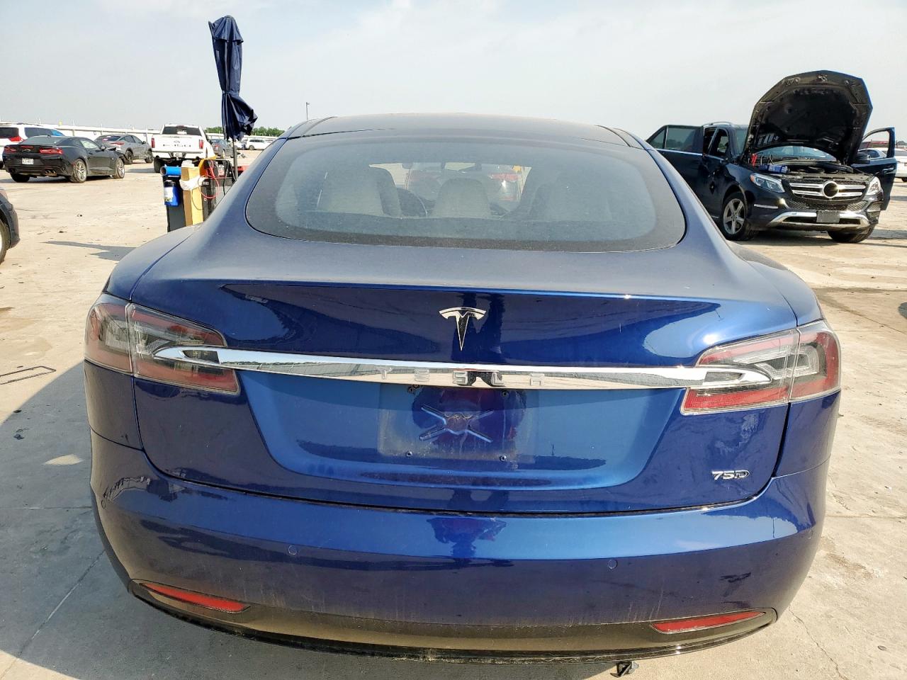2016 Tesla Model S VIN: 5YJSA1E22GF158017 Lot: 56974765