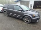 East Granby, CT에서 판매 중인 2016 Chrysler Town & Country S - Minor Dent/Scratches