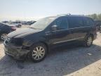 2014 Chrysler Town & Country Touring продається в Wayland, MI - Front End