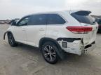 2019 Toyota Highlander Le   for Sale in Grand Prairie, TX - Front End