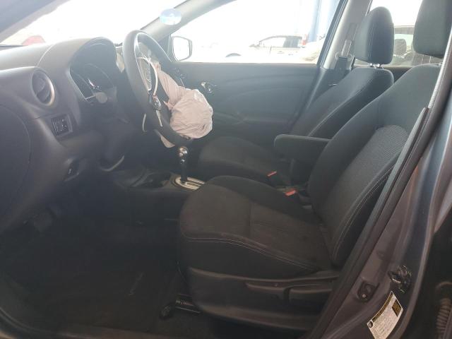  NISSAN VERSA 2016 Szary