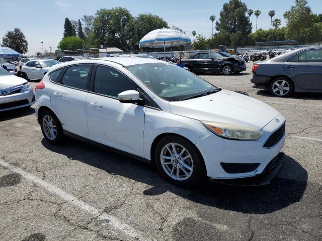 Хэтчбеки FORD FOCUS 2015 Белый