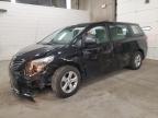 2011 Toyota Sienna  იყიდება Blaine-ში, MN - Front End
