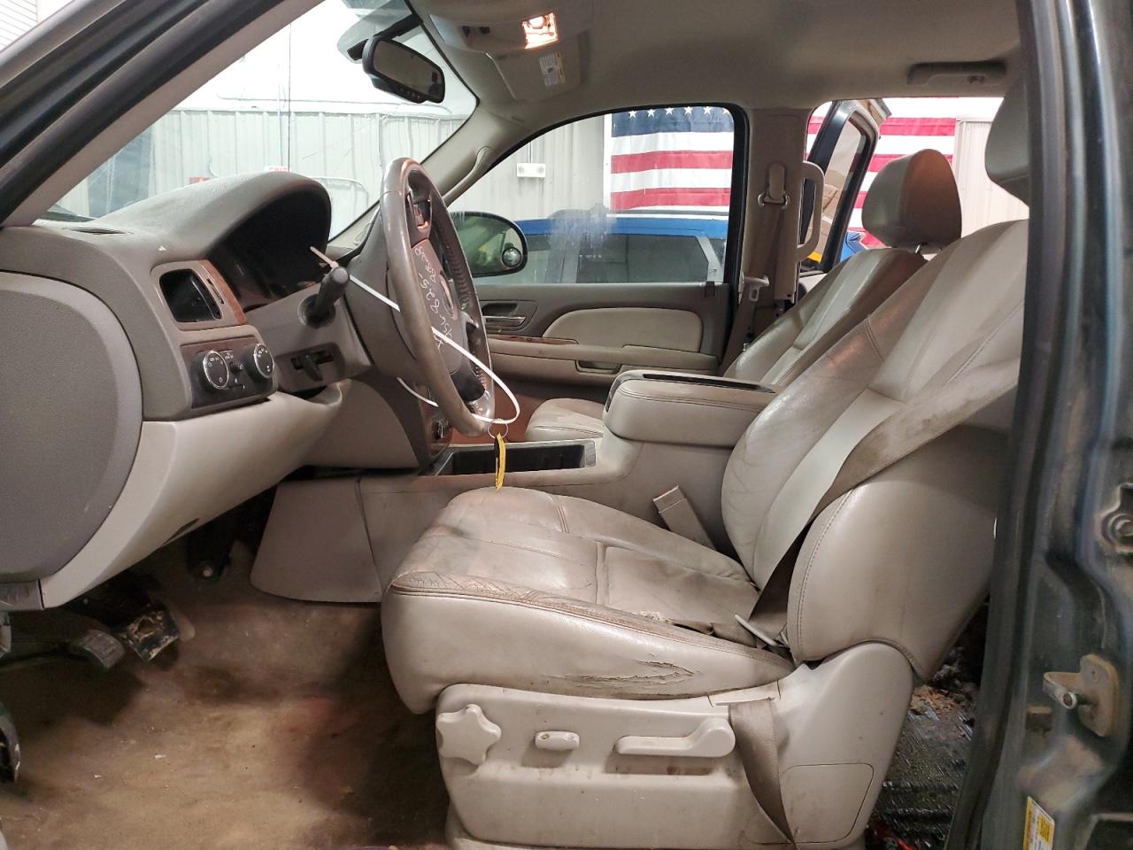 2008 Chevrolet Avalanche K1500 VIN: 3GNFK12338G293330 Lot: 57167405